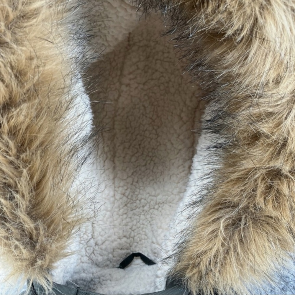 LEVI’s Hooded Parka w/ Faux Fur Trim in Olive Green Size Small — SUPER WARM!!! - Picture 11 of 15